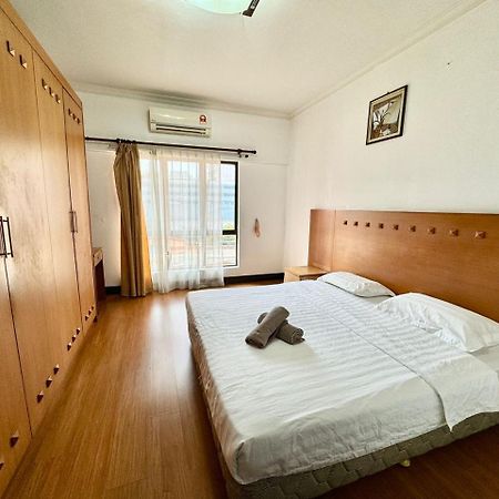 Marina Court Vacation Home 3 Bedrooms - Kota Kinabalu Ngoại thất bức ảnh