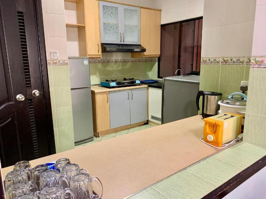 Marina Court Vacation Home 3 Bedrooms - Kota Kinabalu Ngoại thất bức ảnh