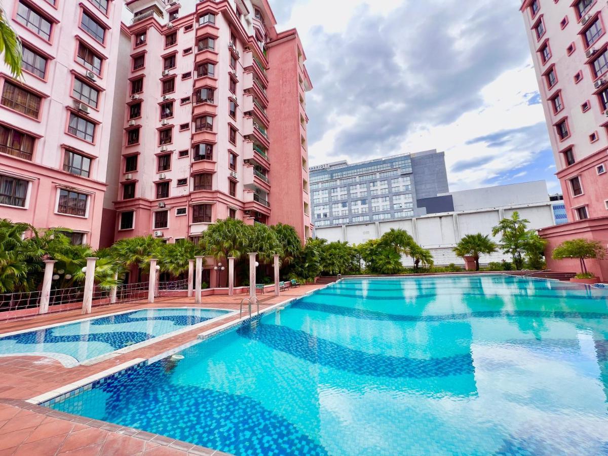 Marina Court Vacation Home 3 Bedrooms - Kota Kinabalu Ngoại thất bức ảnh
