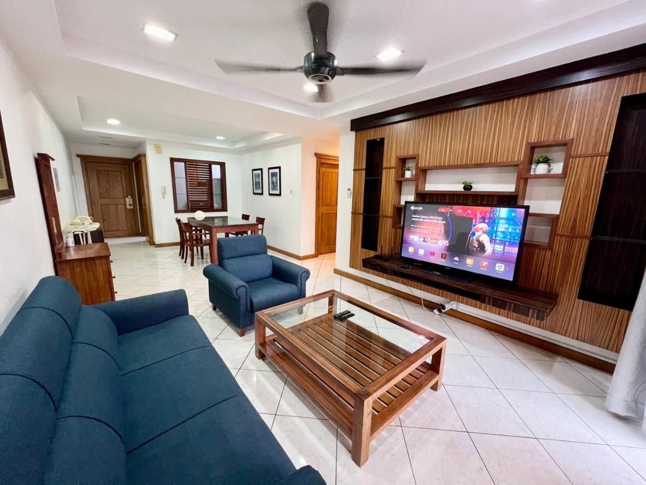 Marina Court Vacation Home 3 Bedrooms - Kota Kinabalu Ngoại thất bức ảnh