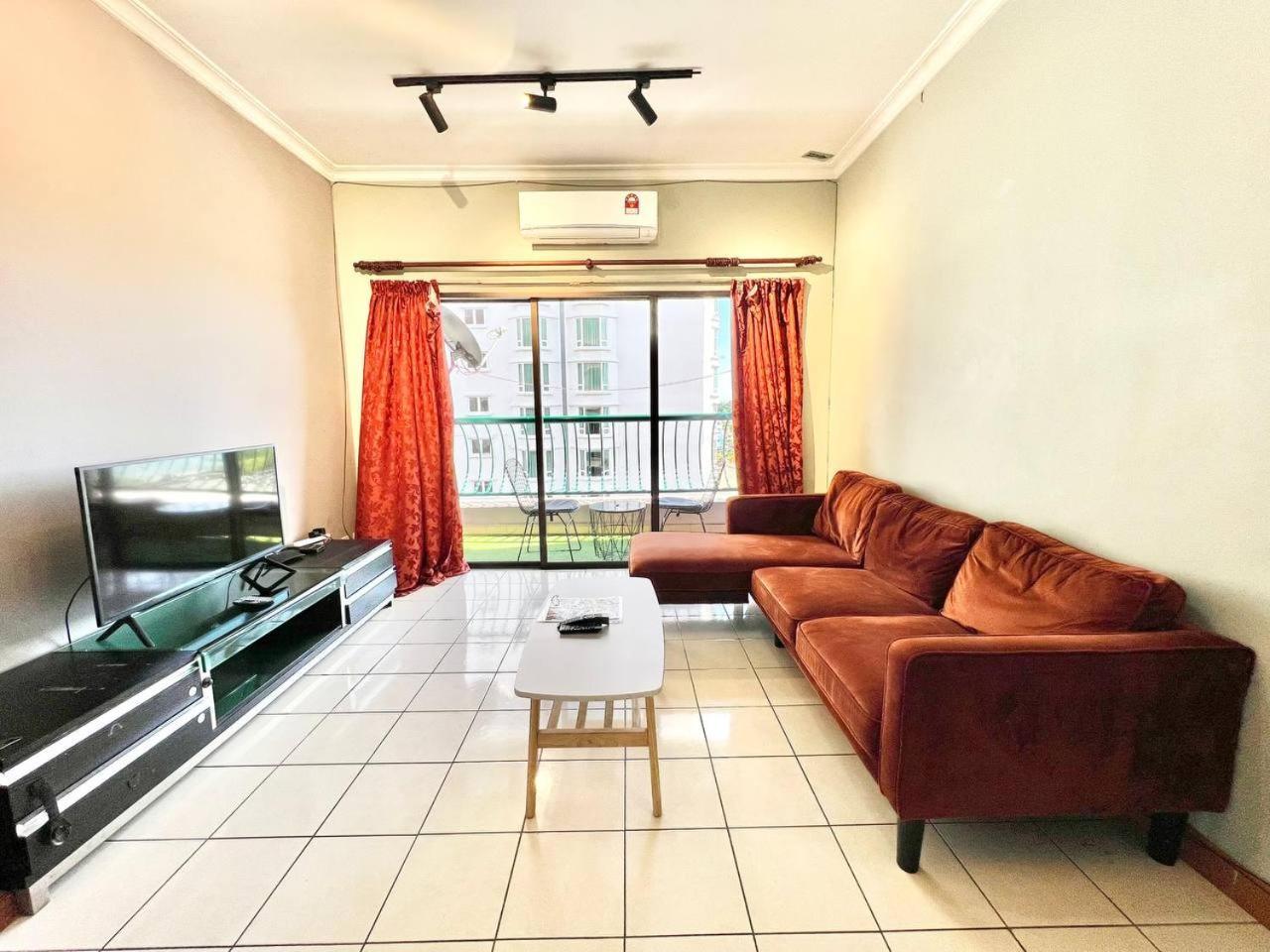Marina Court Vacation Home 3 Bedrooms - Kota Kinabalu Ngoại thất bức ảnh