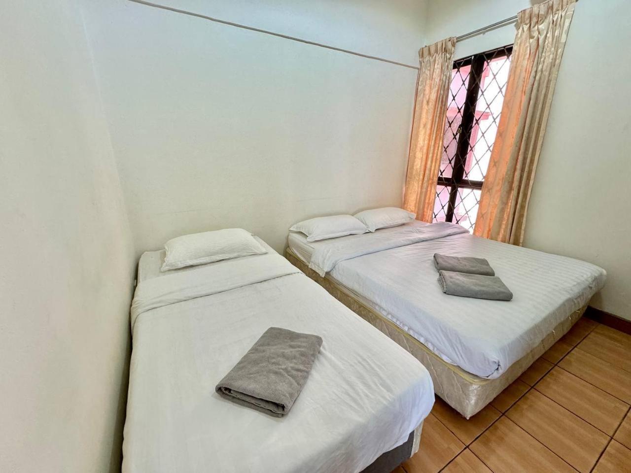 Marina Court Vacation Home 3 Bedrooms - Kota Kinabalu Ngoại thất bức ảnh